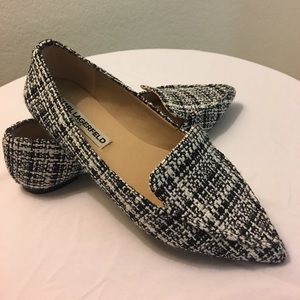 Karl Lagerfeld pointed Flats